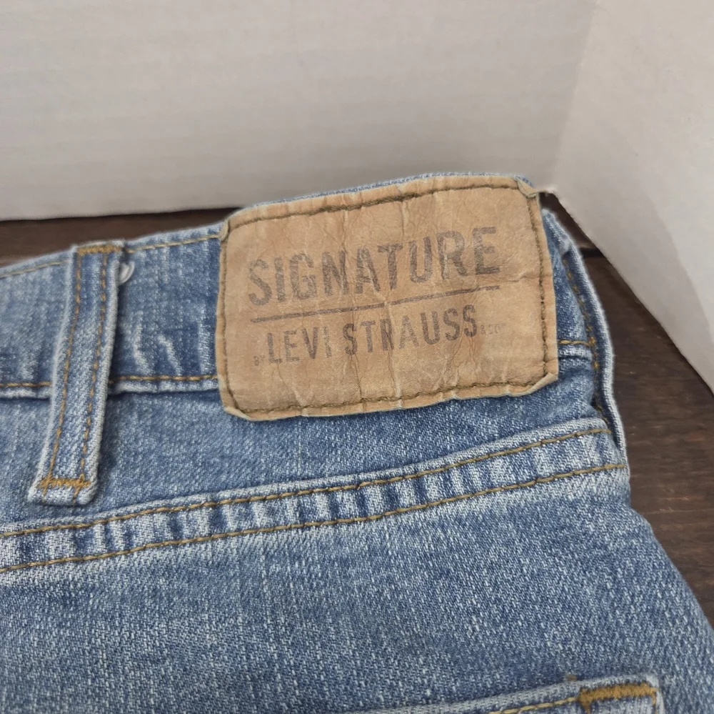 Levi's Classic Blue Mens Bootcut Jeans In Size 38 X 32